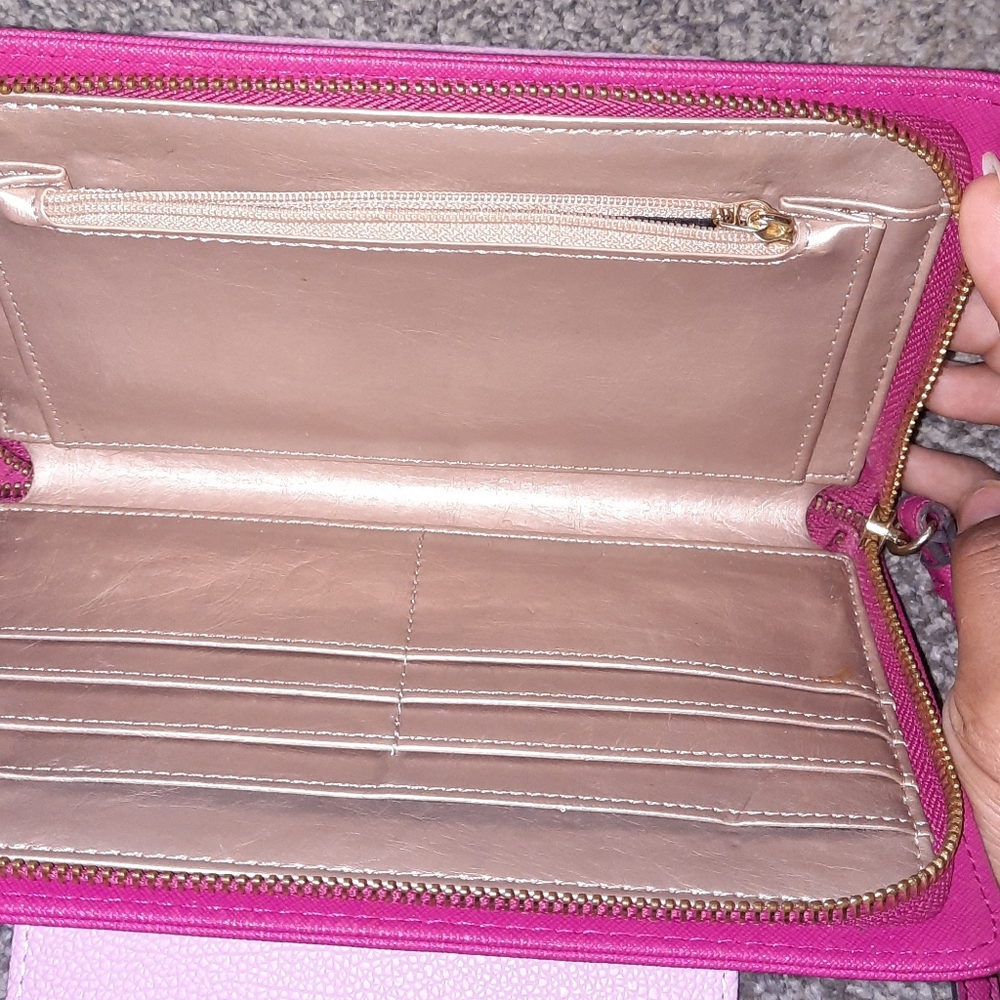 Purse - Picture 3 of 4